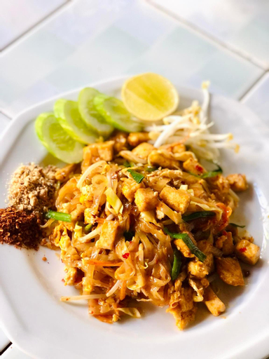Food & Drinks 4, Nung House, Phanom
