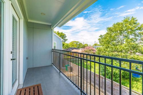 1, Turquoise Cove, Harris
