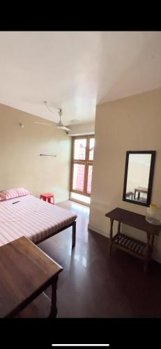 Lingam apartment, Vellore