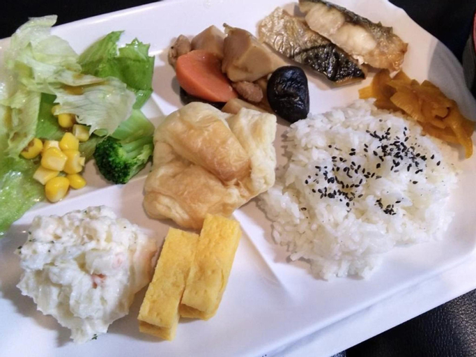 Food & Drinks 5, Toyoko Inn Saitama Misato Ekimae, Misato City