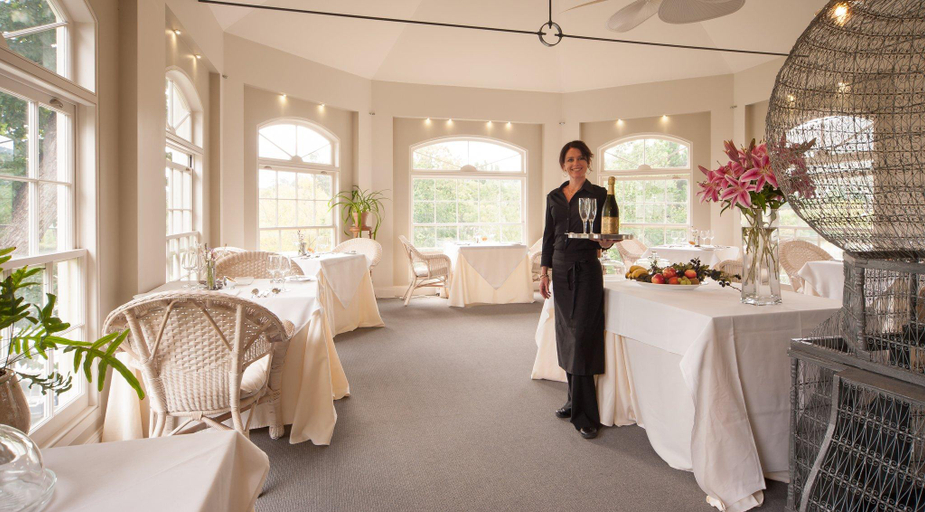Food & Drinks 5, The Woodbridge Waterfront Rooms, Derwent Valley