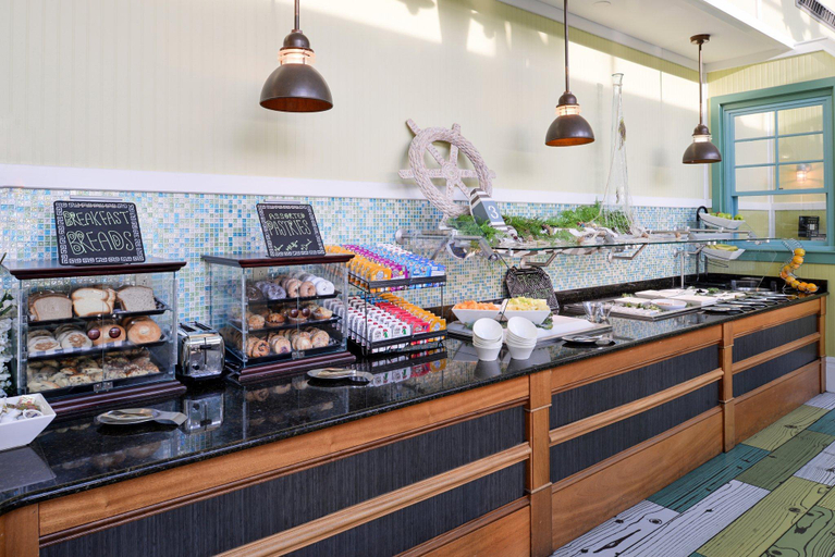 Food & Drinks 4, Holiday Inn Va Beach-Oceanside (21st St) By IHG, Virginia Beach