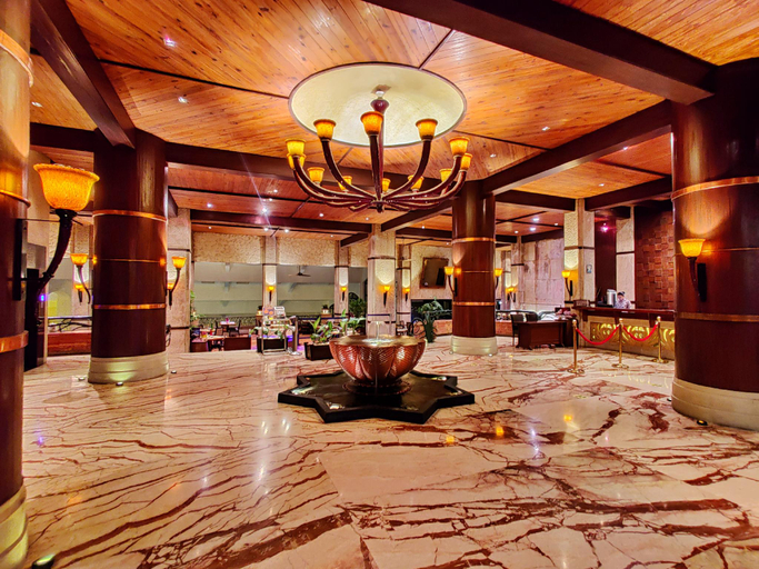 Public Area 4, Fariyas Resort, Lonavala, Pune