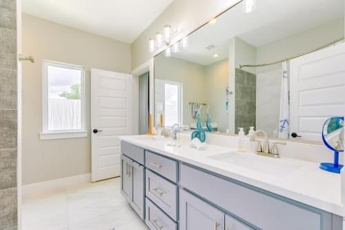 5, Turquoise Cove, Harris