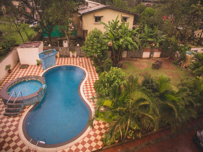 Sport & Beauty 5, Sunnys Retreat, Pune