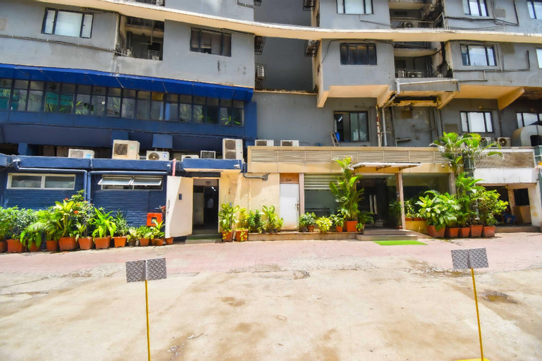 Kings International Juhu, Mumbai Suburban