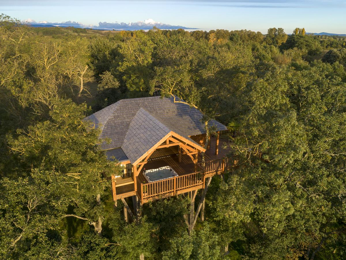 Others 5, Cabane de Prestige avec Jacuzzi et Sauna privatifs, Aude