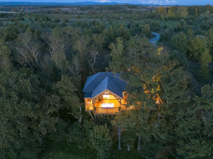 Others 2, Cabane de Prestige avec Jacuzzi et Sauna privatifs, Aude