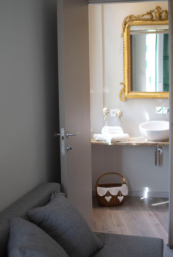 Bathroom 4, Il Genovino Rooms & Apartments, Genova