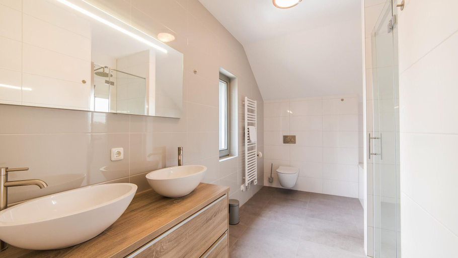 Bathroom 5, dormioresort-maastricht, Limburg