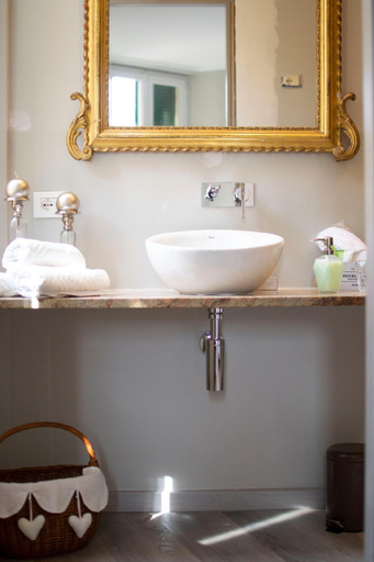 Bathroom 4, Il Genovino Rooms & Apartments, Genova