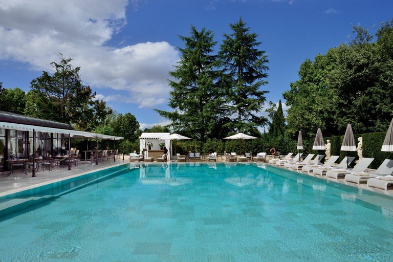 Sport & Beauty 2, Villa Cora, Florence