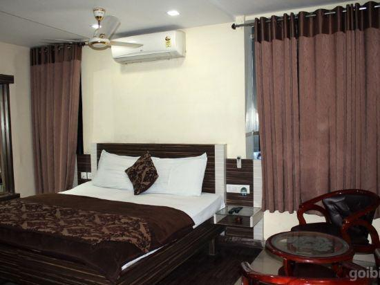 4, Hotel Swayam, Jabalpur, Jabalpur