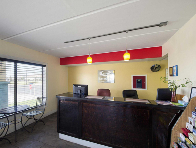 Public Area 2, Econo Lodge South Padre Island, Cameron