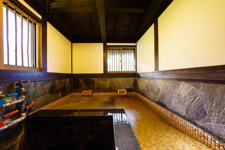 Bathroom 4, Ryokan Makibanoie, Yufu
