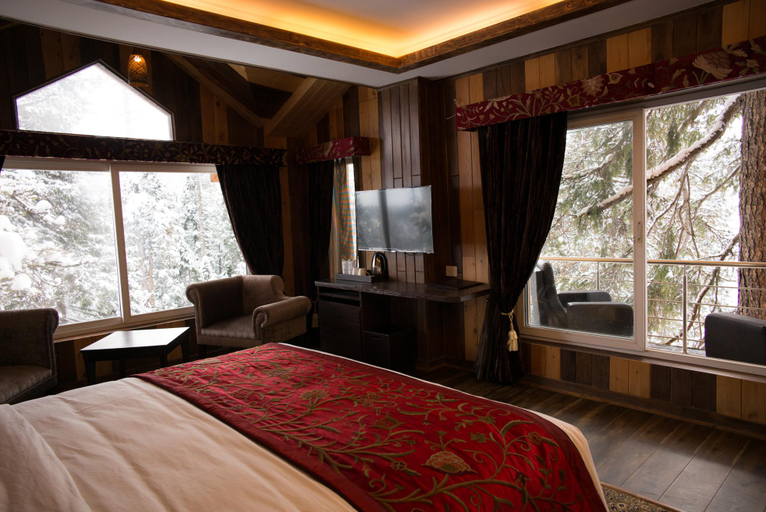 Others 4, The Rosewood Hotel, Baramulla