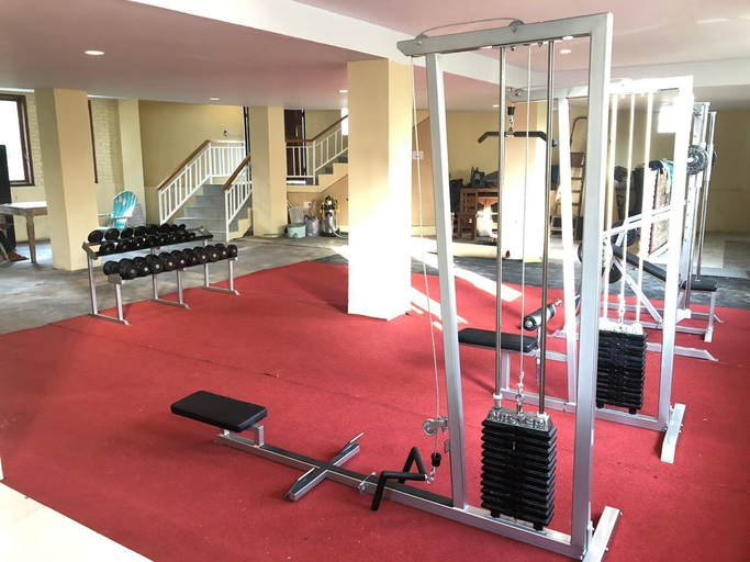 Gym/fitness, Oka's Guest House 2 Batu Bolong, Badung