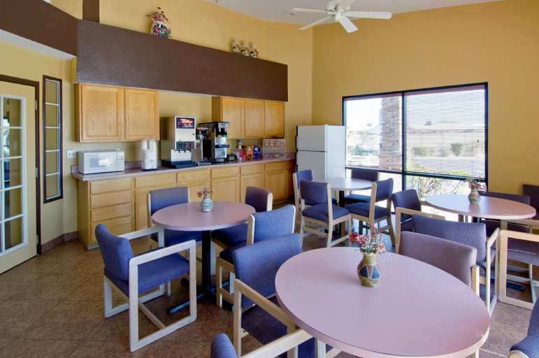 Food & Drinks, Americas Best Value Inn - Phoenix, AZ, Maricopa