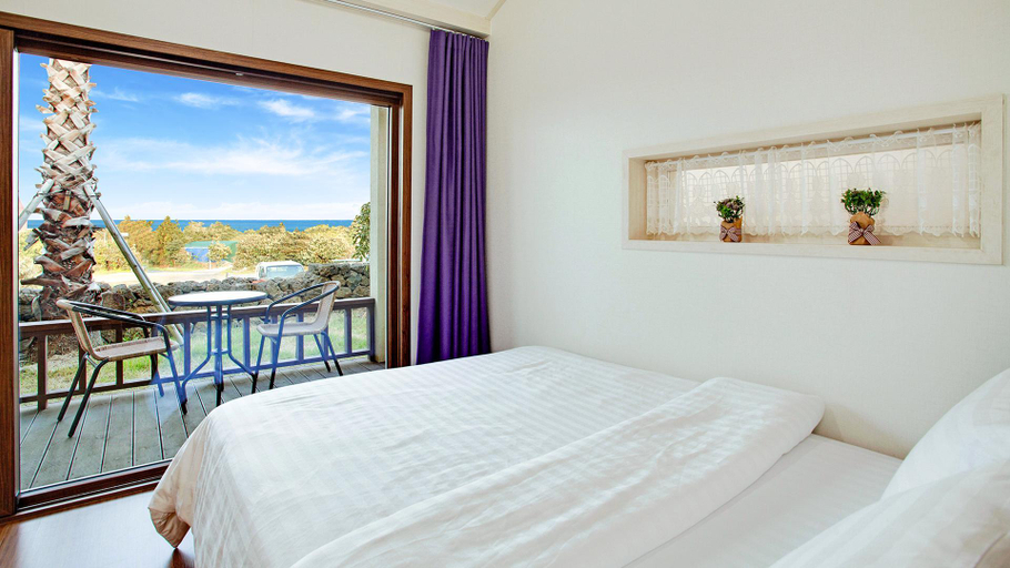 Bedroom 2, Jeju Kiaora Resort, Seogwipo