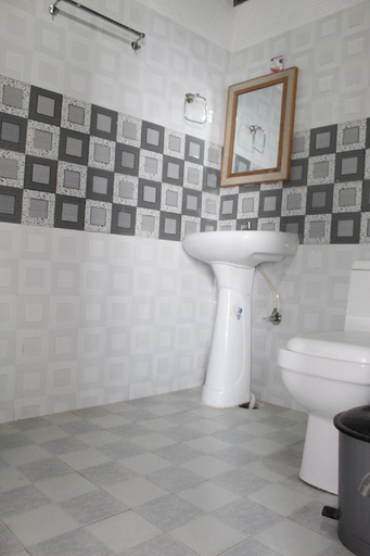 Bathroom 4, Hotel Sunrise Inn /& Restaurant Kanatal, Tehri Garhwal