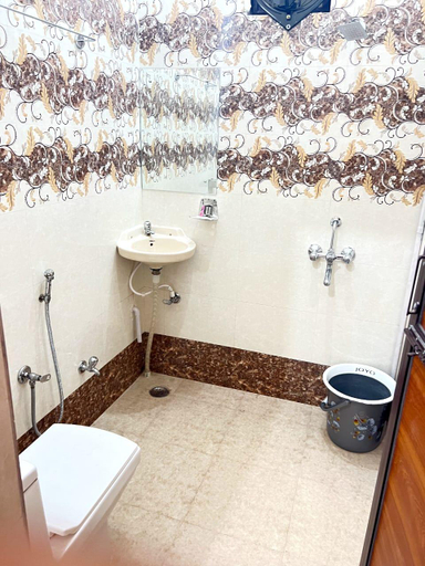 Bathroom 5, The Orchid Villa, Agra