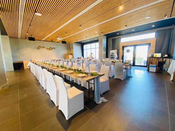Food & Drinks 3, Skye Bay Club, Pingtung