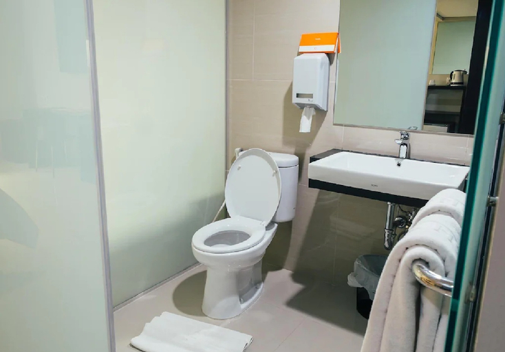 Bedroom 5, Hotel Alpha Pekanbaru, Pekanbaru