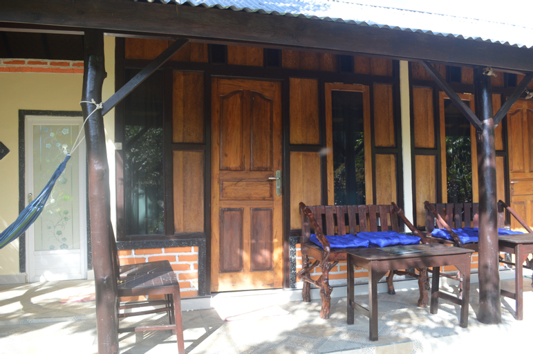 Exterior & Views 2, Ananda Homestay, Buleleng