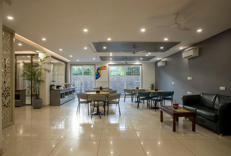 Food & Drinks 4, Perch Service Apartment - MG Road, Gurgaon