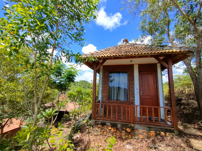 Exterior & Views 2, Tiara Hills Homestay and Camping Ground, Pacitan