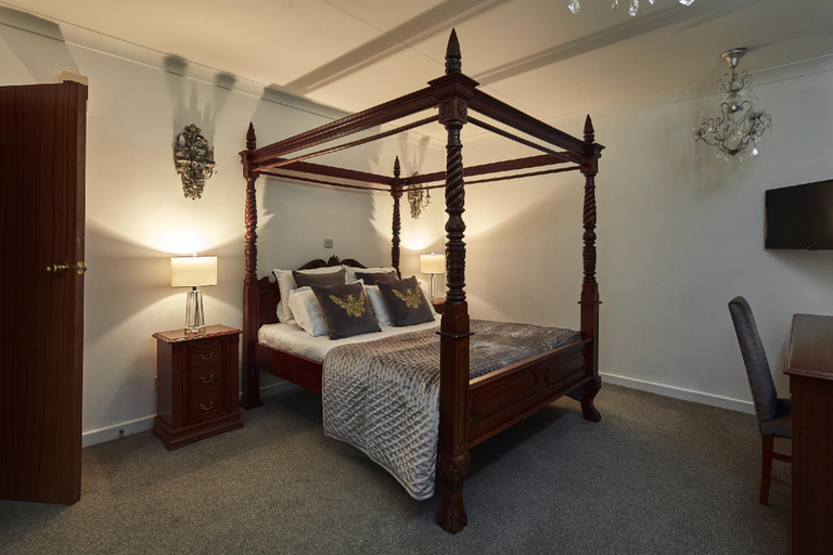 Others 4, Pyewipe Lodge Hotel, Lincolnshire