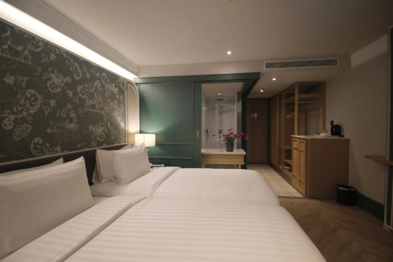 Bedroom 26