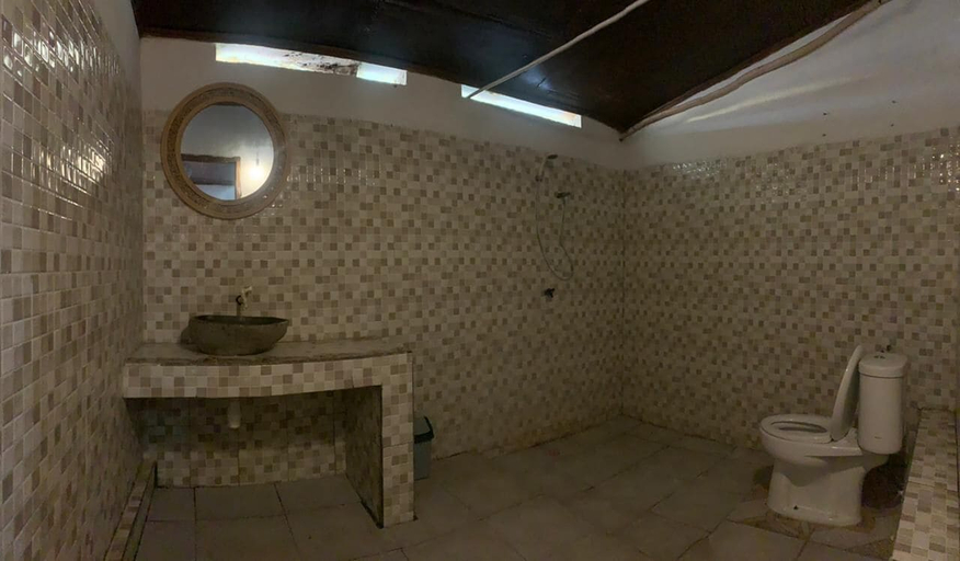 Bathroom 5, Dua Nina, Lombok