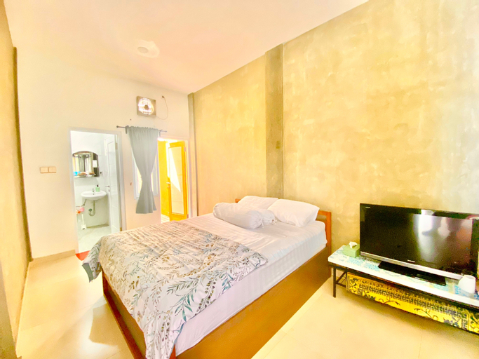 Bedroom 3, Miracle Villa Solo with Swimming Pool, Solo