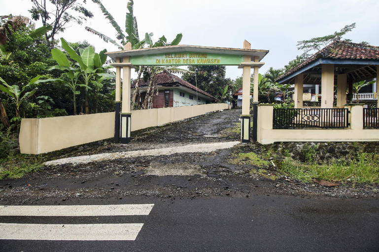 SPOT ON 91153 Desa Wisata Kawasen, Ciamis