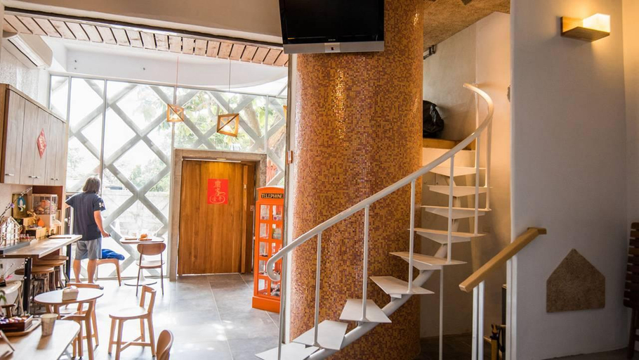 Public Area 2, Orange Moon Inn, Pingtung