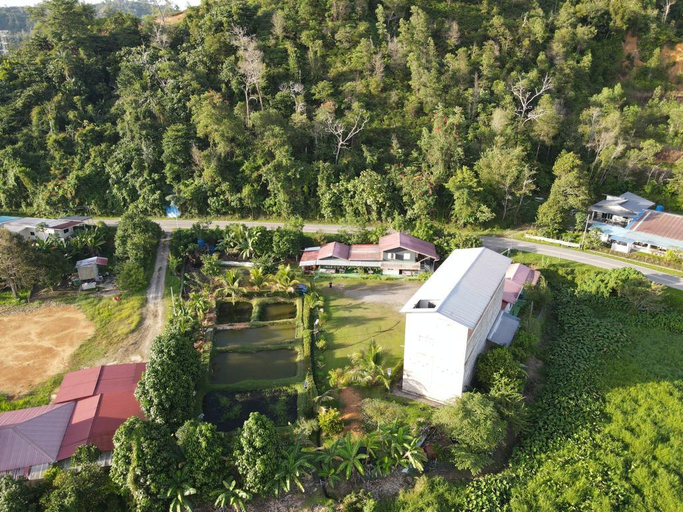 Others 5, Noungan Farm homestay , Penampang