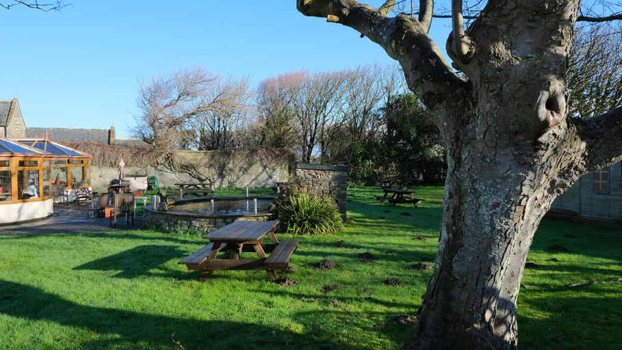 Others 5, The Old Rectory, Somerset