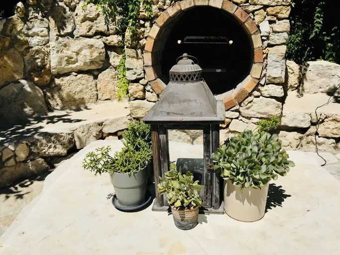 Others 2, Villa Mathis, Alpes-Maritimes