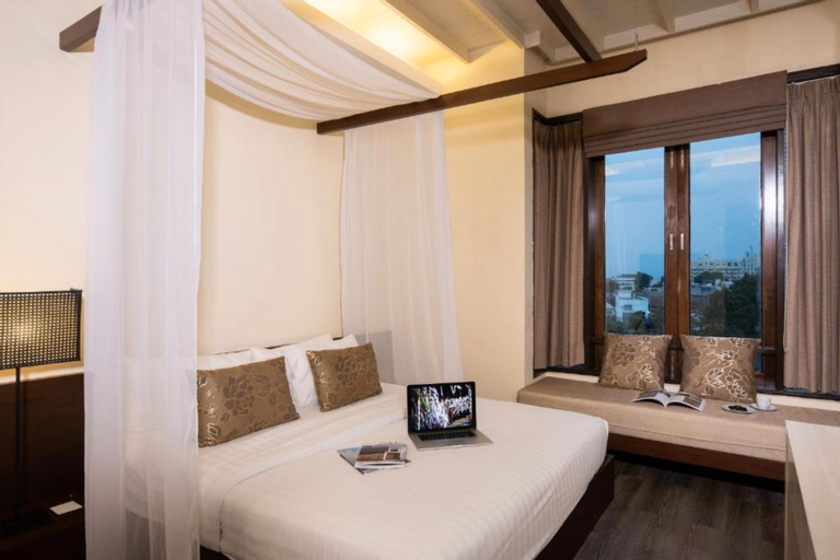 Bedroom 25