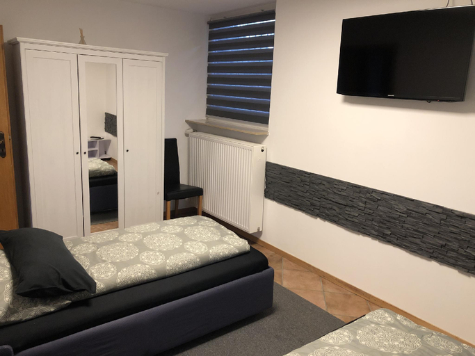 Bedroom 3, Messezimmer 4u, Düsseldorf