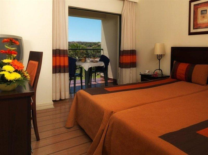 Bedroom 3, Yellow Alvor Garden - All Inclusive, Portimão