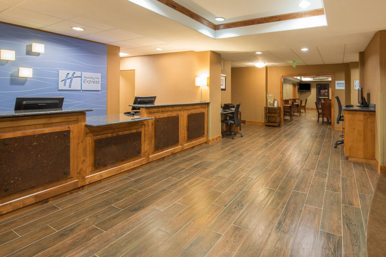 Public Area 3, Holiday Inn Express & Suites DOUGLAS by IHG, Converse