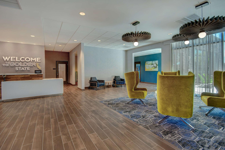 Public Area 3, Hampton Inn & Suites Sunnyvale Silicon Valley, Santa Clara