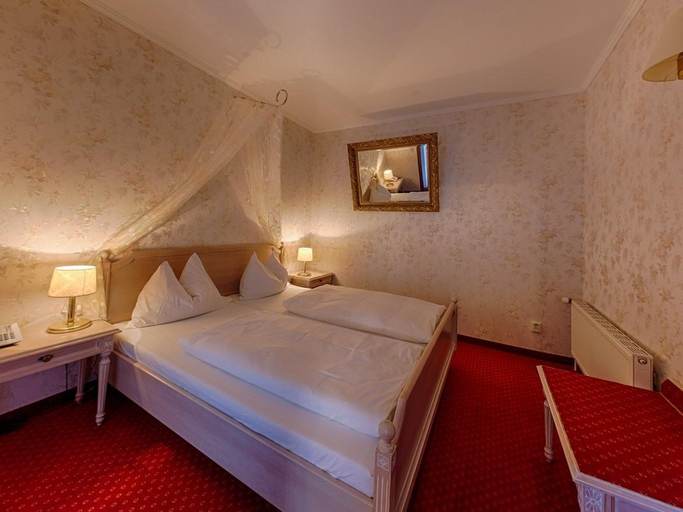 Bedroom 3, Seeschloß, Barnim