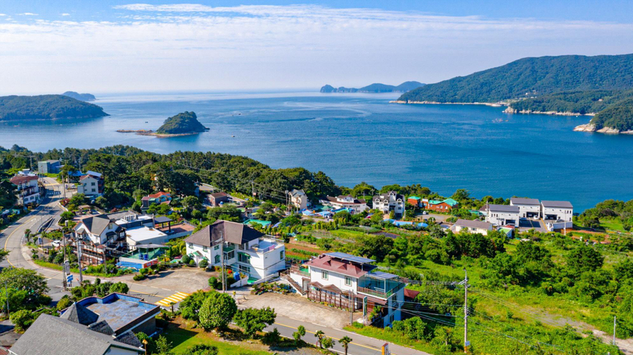 2, geoje mangyang pension, Geoje
