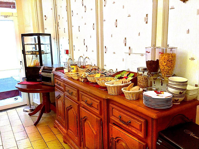 Food & Drinks 4, Hotel L Aigle d Or, Puy-de-Dôme