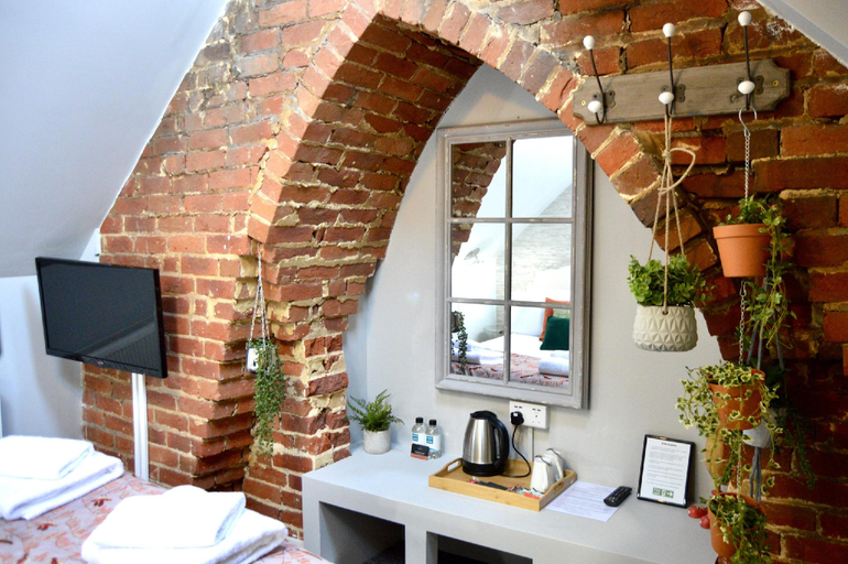 Others 5, The Nest Hotel and Restaurant, Hampshire