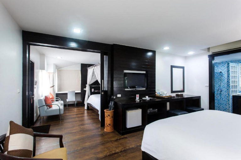 Bedroom 28