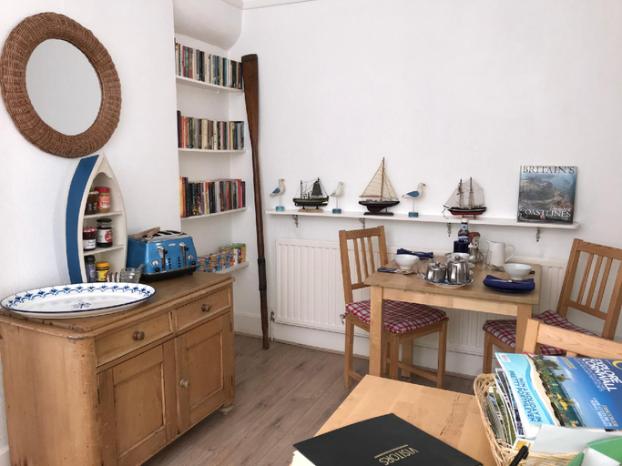 Others 5, The Moorings B&B, Southend-on-Sea